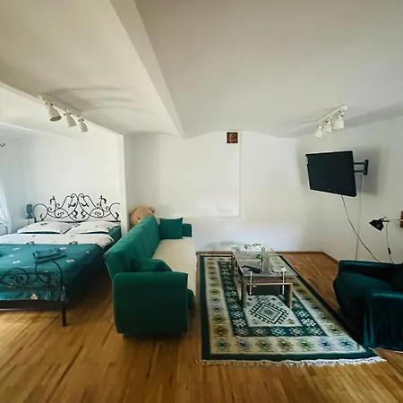 Curcanilor 18 Guest house